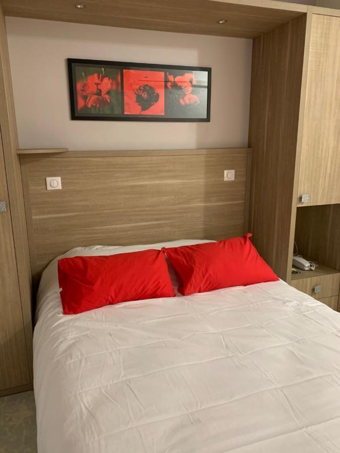 Hotel Restaurant Olympe Aix-en-Provence Ngoại thất bức ảnh
